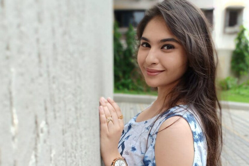  പുകവലി പരസ്യത്തിൽ മാത്രമല്ല, വീഡിയോകോണ്‍, കെല്ലോഗ്‌സ്, ഡോമിനോസ്, ക്ലിനിക് പ്ലസ്, ബാര്‍ബി തുടങ്ങി നിരവധി പ്രമുഖ ബ്രാന്‍ഡുകളുടെ മോഡലായിട്ടുണ്ട് സിമ്രാന്‍