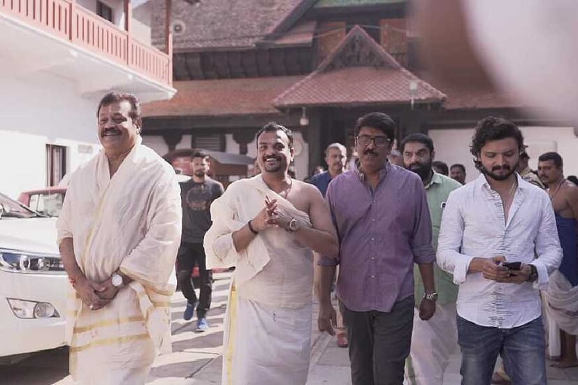  30 അടി ഉയരമുള്ളതാണ് രഥം