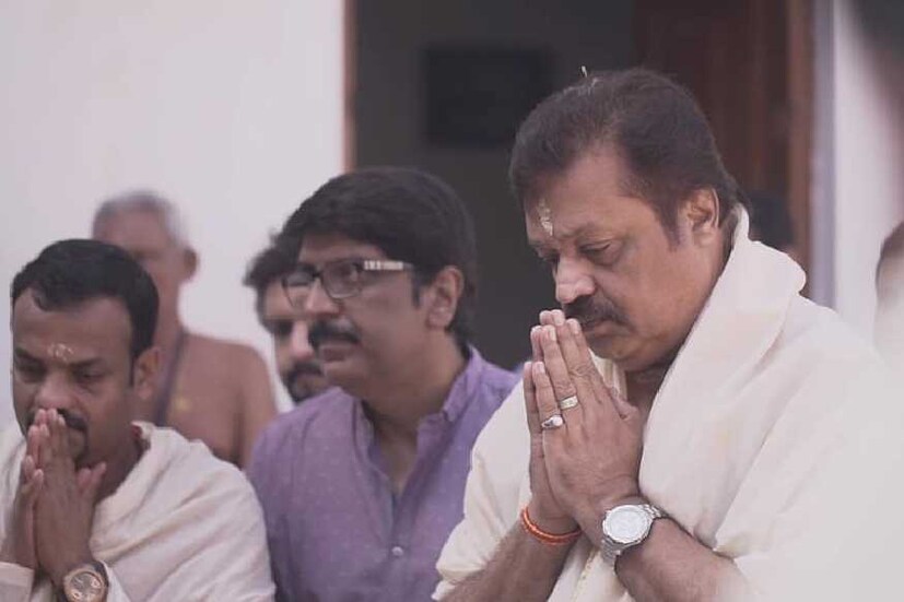  എന്നു നിൻറെ മൊയിദീന്റെ സംവിധായകൻ ആർ.എസ്. വിമലിന്റേതാണ് ചിത്രം