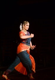 PHOTOS- ഡോ. രാജശ്രീ വാര്യരുടെ ഭരതനാട്യം