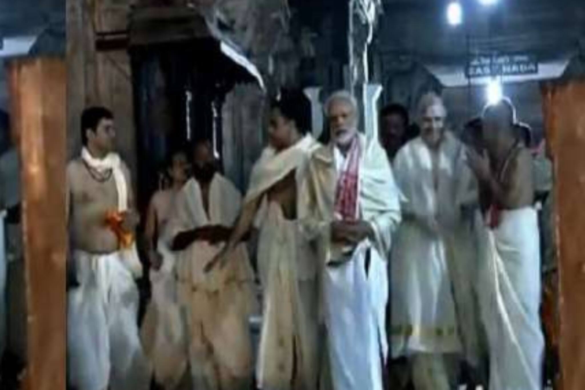 ശ്രീപത്മനാഭസ്വാമി ക്ഷേത്രത്തിലെ തീര്‍ത്ഥാടന ടൂറിസം പദ്ധതി 'സ്വദേശി ദര്‍ശന്‍' പ്രധാനമന്ത്രി ഉദ്ഘാടനം ചെയ്തു