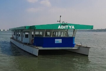Solar Ferry Aditya | ലോകത്തിലെ ഏറ്റവും മികച്ച സോളാർ ഫെറി: കേരളത്തിന് അഭിമാനമായി 'ആദിത്യ' Solar Ferry Aditya | ലോകത്തിലെ ഏറ്റവും മികച്ച സോളാർ ഫെറി: കേരളത്തിന് അഭിമാനമായി 'ആദിത്യ'