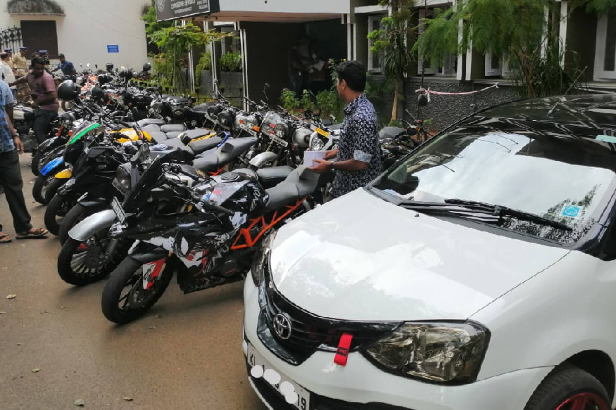 ഓപ്പറേഷൻ കോബ്ര: കുടുങ്ങിയത് മദ്യപിച്ച് വാഹനമോടിച്ച സ്‌കൂള്‍ ഡ്രൈവര്‍മാരും കുട്ടി ഡ്രൈവർമാരും