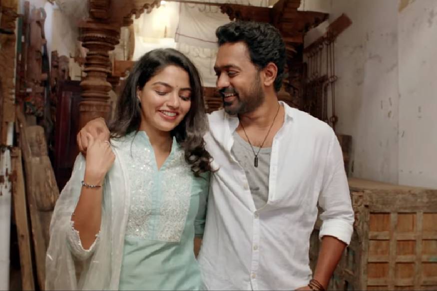 ശ്രേയ ഘോഷാലും രഞ്ജിത്തും ചേർന്നാണ് ആലാപനം