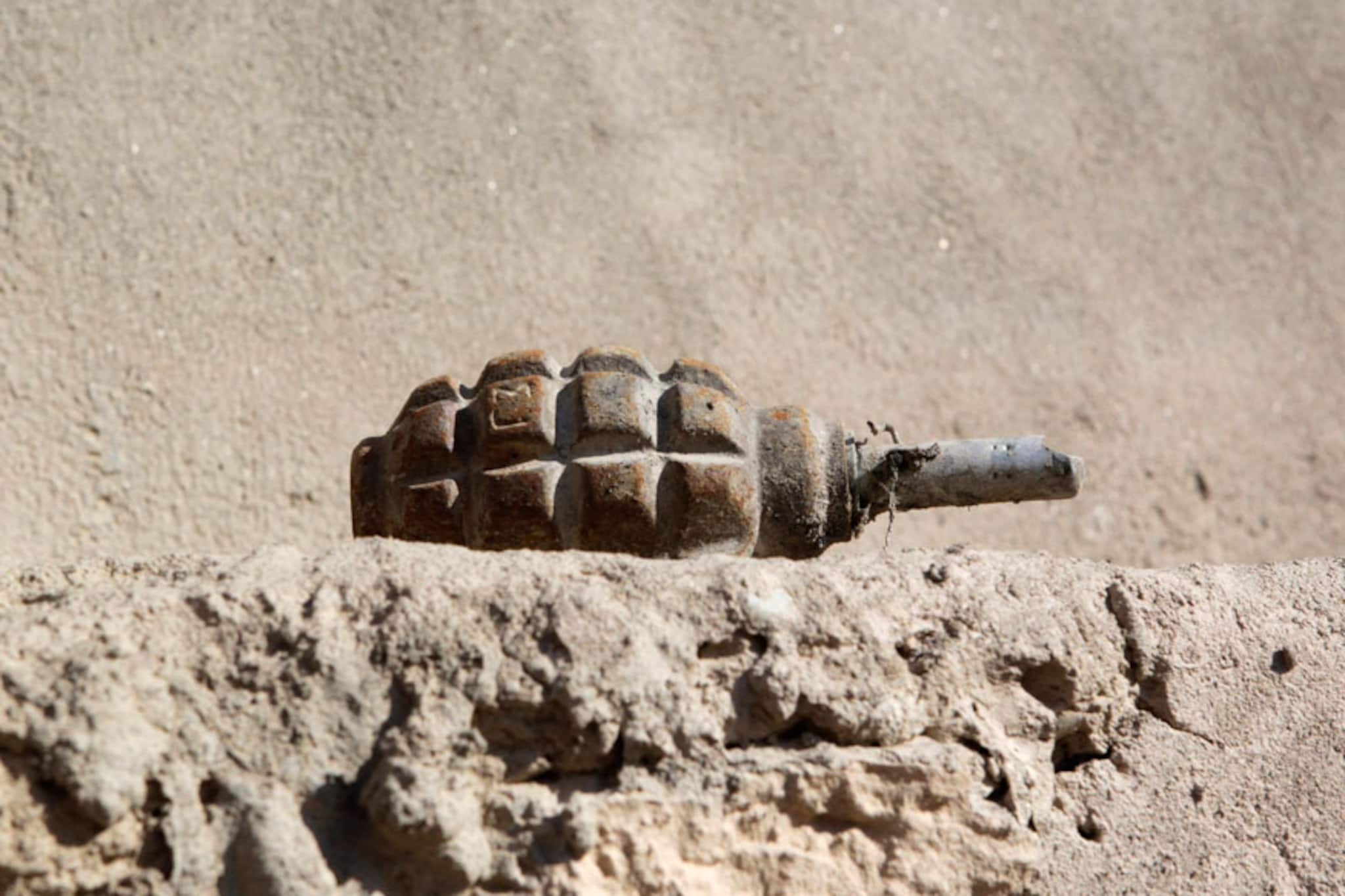 ജമ്മുവിൽ ആർമി ക്യാംപിന് സമീപം സ്ഫോടക വസ്തുക്കളുമായി യുവാവ് പിടിയിൽ