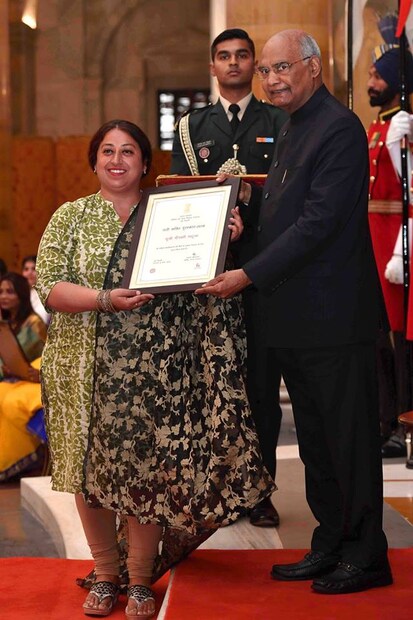  മീനാക്ഷി പഹൂജ: അന്താരാഷ്ട്ര തലത്തിലെ നീന്തൽ താരം. ലേഡി ശ്രീറാം കോളേജ് ഫോർ വുമണിലെ ഫിസിക്കൽ എഡ്യുക്കേഷൻ അധ്യാപിക. വൈകല്യങ്ങളുള്ള സ്ത്രീകൾക്കും കുട്ടികള്‍ക്കും സ്പോർട്സിൽ പങ്കെടുക്കുന്നതിന് പ്രചോദനം നൽകുന്നു.