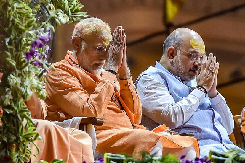  വാരാണസിയിലെ ദശാശ്വമേധ് ഖട്ടിൽ കഴിഞ്ഞ ദിവസം രാത്രിയോടെയാണ് മോദി ആരതി ചടങ്ങുകൾ നടത്തിയത്.
