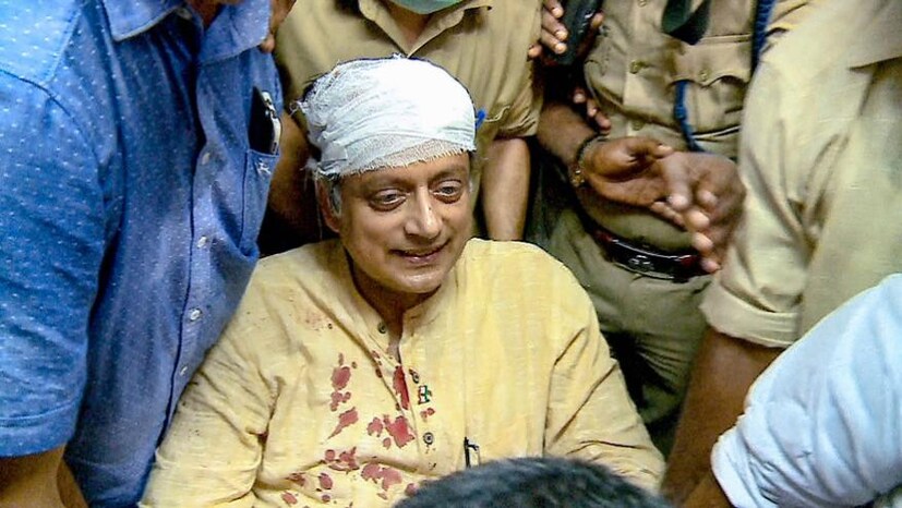  തലയിൽ എട്ട് തുന്നലുകളാണ് വേണ്ടി വന്നത്.