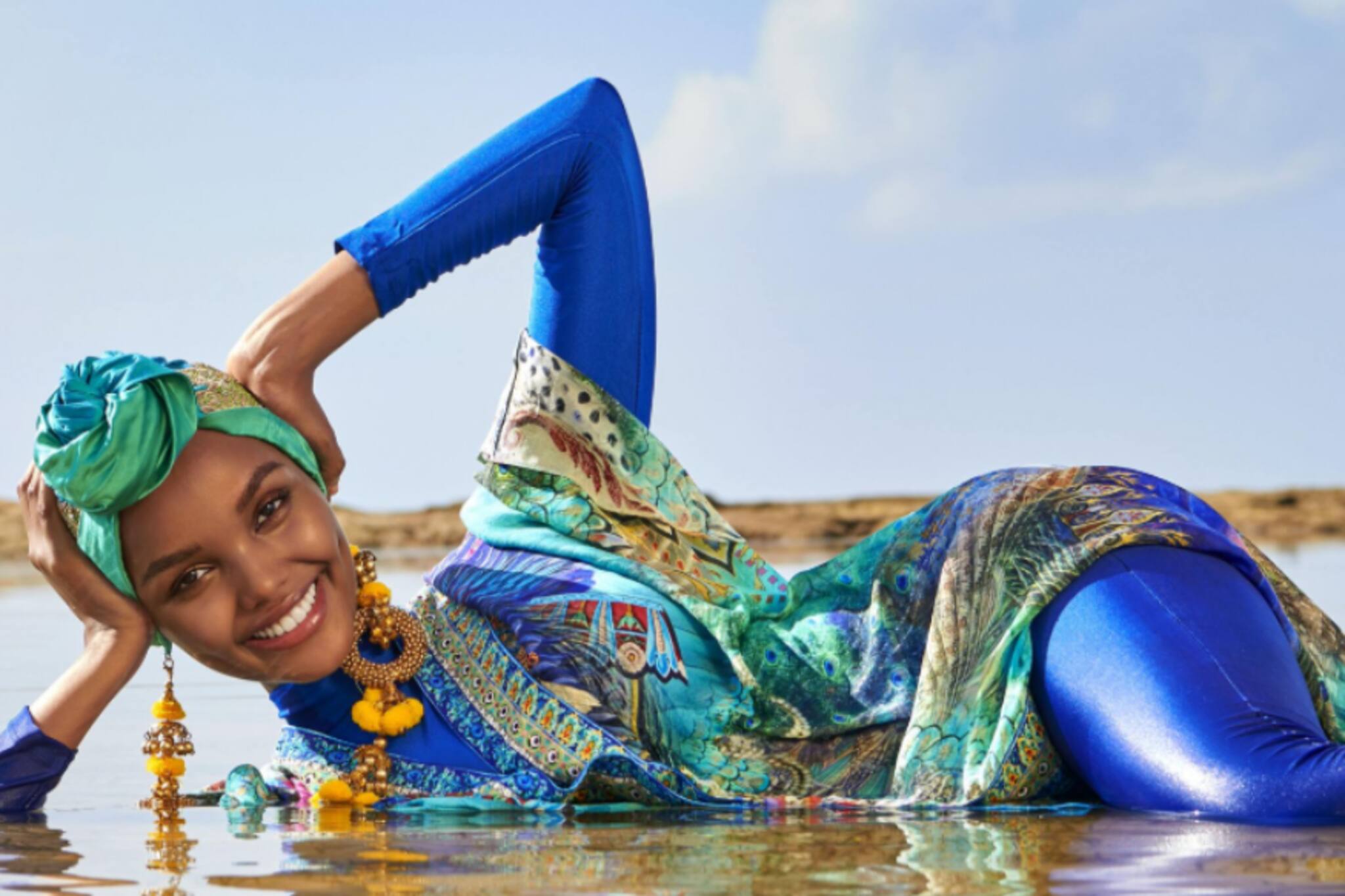 ഹിജാബും ബുര്‍ഖിനിയും ധരിച്ച് കായിക മാസികയിൽ പ്രത്യക്ഷപ്പെട്ട ആദ്യ മോഡൽ: വീണ്ടും ചരിത്രം കുറിച്ച് ഹലീമ ഏദന്‍