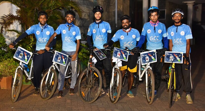  സൈക്കിൾ യാത്രയോടൊപ്പം തന്നെ കടന്നുപോകുന്ന പ്രധാനപ്പെട്ട നഗരങ്ങളിൽ വോട്ടവകാശം വിനിയോഗിക്കേണ്ടതിന്റെ പ്രാധാന്യം മുൻനിർത്തി ക്യാമ്പയിനിംഗും സംഘടിപ്പിക്കുന്നുണ്ട് ഈ സംഘം.