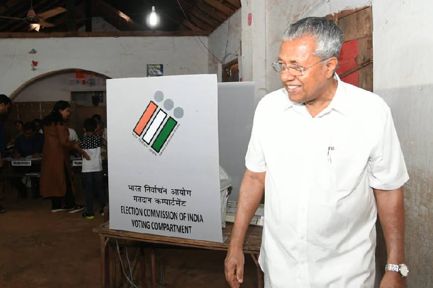 ചെയ്യാത്ത കുറ്റം സര്ക്കാരിന് മേല് ചാര്ത്തി സര്ക്കാരിനെ പ്രതികൂട്ടിലാക്കാന് വര്ഗീയ കോമരങ്ങള്ക്ക് സാധിച്ചു. അതില് ഒരളവ് വരെ അവര് വിജയിച്ചെന്നത് വാസ്തവമാണെന്നും കടകം പള്ളി പറഞ്ഞു. ചെയ്യാത്ത കുറ്റം സര്ക്കാരിന് മേല് ചാര്ത്തി സര്ക്കാരിനെ പ്രതികൂട്ടിലാക്കാന് വര്ഗീയ കോമരങ്ങള്ക്ക് സാധിച്ചു. അതില് ഒരളവ് വരെ അവര് വിജയിച്ചെന്നത് വാസ്തവമാണെന്നും കടകം പള്ളി പറഞ്ഞു.