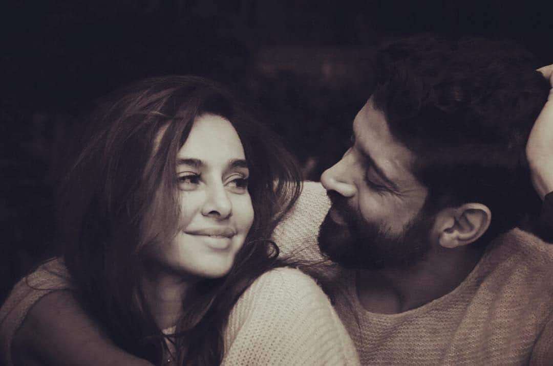 ഫർഹാൻ അക്തറും ഷിബാനി ദണ്ഡേക്കറും
