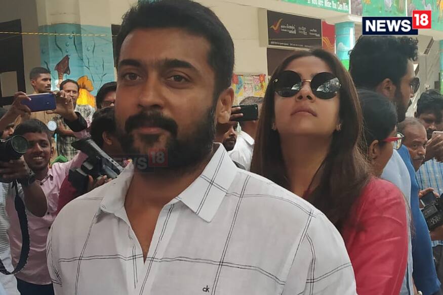 നടിപ്പിൻ നായകൻ സൂര്യയും ഭാര്യ ജ്യോതികയും കുടുംബസമേതം എത്തി വോട്ട് ചെയ്തു