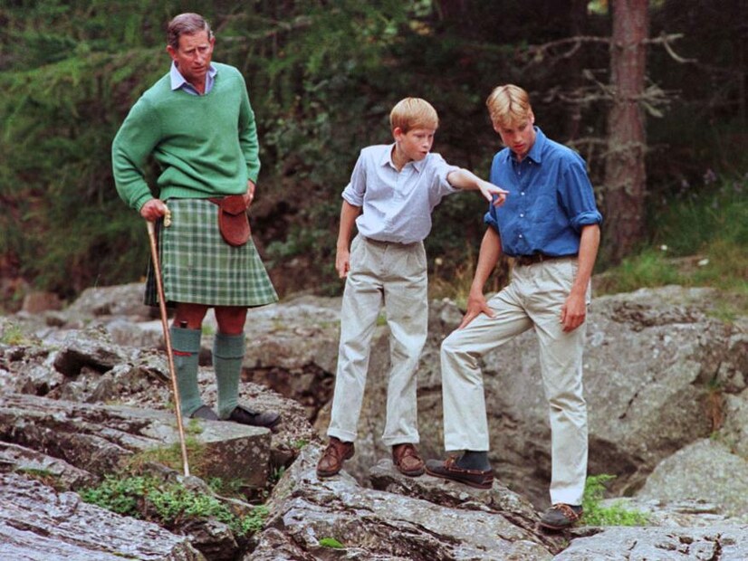  സഹോദരനും പിതാവിനുമൊപ്പം ഹാരി രാജകുമാരൻ