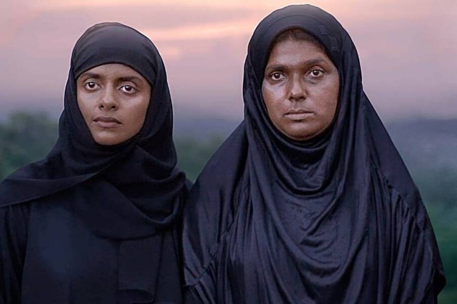  15,000 രൂപയും, ശിൽപവും, പ്രശസ്തിപത്രവുമാണ് പുരസ്കാരം