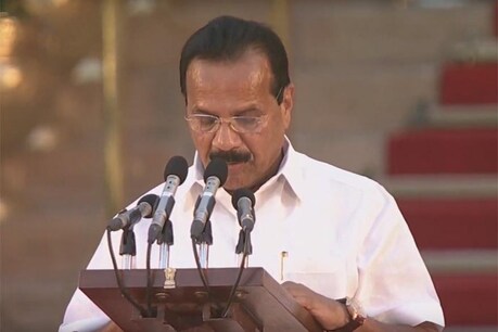 'ശബരിയിലെ ആചാര സംരക്ഷണത്തിന് നിലകൊണ്ടത് BJP'; ഉപതെരഞ്ഞെടുപ്പിൽ മൂന്നു സീറ്റുകളിൽ ജയിക്കുമെന്ന് സദാനന്ദ ഗൗഡ 'ശബരിയിലെ ആചാര സംരക്ഷണത്തിന് നിലകൊണ്ടത് BJP'; ഉപതെരഞ്ഞെടുപ്പിൽ മൂന്നു സീറ്റുകളിൽ ജയിക്കുമെന്ന് സദാനന്ദ ഗൗഡ