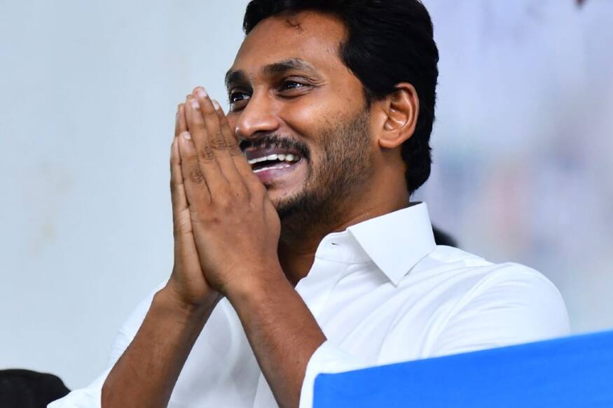 ആന്ധ്രാപ്രദേശ് നിയമസഭ തെരഞ്ഞെടുപ്പിൽ മികച്ച ഭൂരിപക്ഷം ലഭിച്ച വൈ എസ് ജഗൻമോഹൻ റെഡ്ഡി ആന്ധ്രാപ്രദേശ് മുഖ്യമന്ത്രിയായി സത്യപ്രതിജ്ഞ ചെയ്തു. ആന്ധ്രാപ്രദേശ് നിയമസഭ തെരഞ്ഞെടുപ്പിൽ മികച്ച ഭൂരിപക്ഷം ലഭിച്ച വൈ എസ് ജഗൻമോഹൻ റെഡ്ഡി ആന്ധ്രാപ്രദേശ് മുഖ്യമന്ത്രിയായി സത്യപ്രതിജ്ഞ ചെയ്തു.