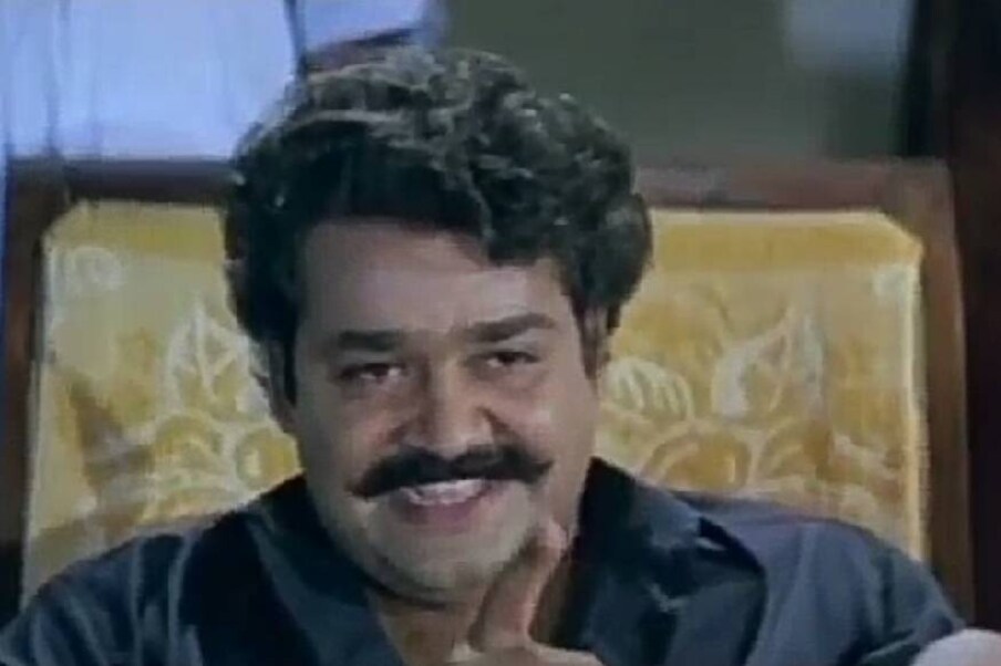  1990കളിൽ ഏറ്റവും കൂടുതൽ കളക്ഷൻ നേടിയ ഹിറ്റ് ചിത്രങ്ങളുടെ പട്ടികയിൽ 1993ൽ പുറത്തുവന്ന ഐ.വി.ശശി ചിത്രം ദേവാസുരത്തിന് ഒരു വലിയ ഇടം തന്നെ ഉണ്ടായിരുന്നു. ചിത്രത്തിന്റെ രണ്ടാം ഭാഗം 2001ൽ രാവണപ്രഭു എന്ന പേരിൽ രഞ്ജിത് പുറത്തിറക്കി