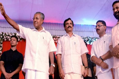 സുനാമിയില് തകര്ന്ന മന്ത്രി മണ്ഡലങ്ങള്; 16 മന്ത്രിമാരുടെ മണ്ഡലത്തിലും യുഡിഎഫ് തേരോട്ടം സുനാമിയില് തകര്ന്ന മന്ത്രി മണ്ഡലങ്ങള്; 16 മന്ത്രിമാരുടെ മണ്ഡലത്തിലും യുഡിഎഫ് തേരോട്ടം