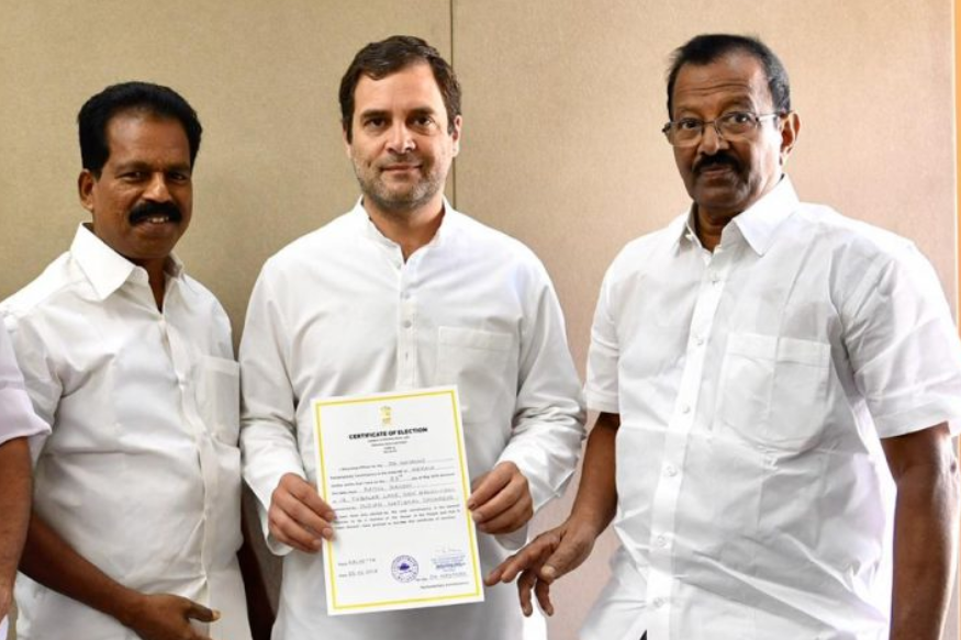വയനാടിന്റെ സ്വന്തം എംപി വോട്ടര്‍മാരെ കാണാന്‍ ഉടനെത്തും; ലോക്സഭാംഗമായി തെരഞ്ഞെടുക്കപ്പെട്ട സര്‍ട്ടിഫിക്കറ്റ് രാഹുല്‍ കൈപ്പറ്റി
