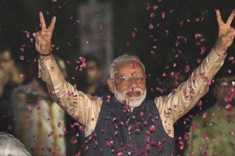 Modi 2.0: ഉച്ചയ്ക്ക് ഒരുമണിവരെ സത്യപ്രതിജ്ഞ ചെയ്യാൻ ക്ഷണം ലഭിച്ചവർ ഇവരാണ് Modi 2.0: ഉച്ചയ്ക്ക് ഒരുമണിവരെ സത്യപ്രതിജ്ഞ ചെയ്യാൻ ക്ഷണം ലഭിച്ചവർ ഇവരാണ്