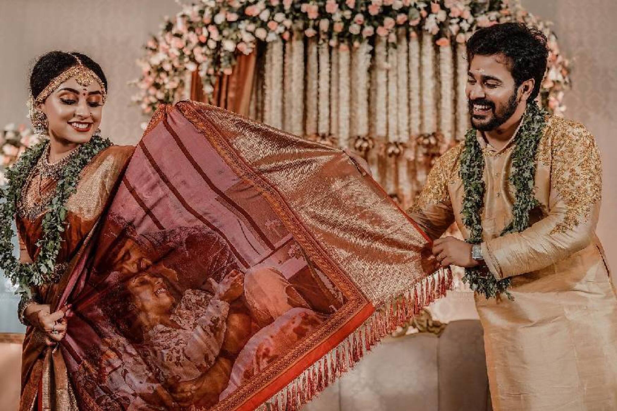 ഇനി പേളിയുടെ 'സാരിത്തുമ്പിൽ' ശ്രീനിഷ് അരവിന്ദ്