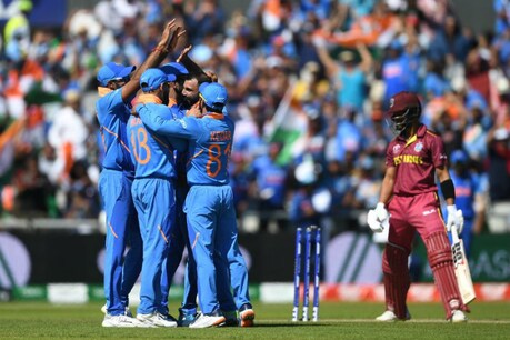 ICC World Cup 2019: ഇന്ത്യയും ഓസീസും ഫൈനലിൽ ഏറ്റുമുട്ടും; പ്രവചനവുമായി 'പറക്കും ഫീൽഡർ' ICC World Cup 2019: ഇന്ത്യയും ഓസീസും ഫൈനലിൽ ഏറ്റുമുട്ടും; പ്രവചനവുമായി 'പറക്കും ഫീൽഡർ'