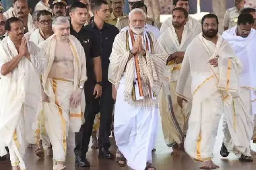  മുണ്ടും വേഷ്ടിയും ധരിച്ച് ഗുരുവായൂർ ക്ഷേത്ര ദർശനം നടത്തുന്ന പ്രധാനമന്ത്രി നരേന്ദ്ര മോദിയുടെ ചിത്രം ഏവരും ശ്രദ്ധിച്ചിരിക്കും