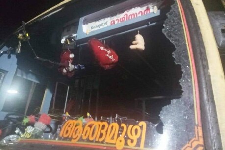 ആനവണ്ടിക്കുനേരേ കാട്ടാനയുടെ ആക്രമണം; ഡ്രൈവർ രക്ഷപെട്ടത് തലനാരിഴയ്ക്ക് ആനവണ്ടിക്കുനേരേ കാട്ടാനയുടെ ആക്രമണം; ഡ്രൈവർ രക്ഷപെട്ടത് തലനാരിഴയ്ക്ക്