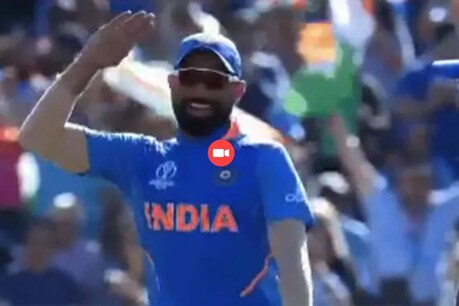 'ഇത് ഷമിയുടെ പ്രതികാരം' കോട്രെല്ലിന്റെ വിക്കറ്റ് വീണതിനു പിന്നാലെ സല്യൂട്ടുമായി ഷമി; പിന്നാലെ കോഹ്ലിയും 'ഇത് ഷമിയുടെ പ്രതികാരം' കോട്രെല്ലിന്റെ വിക്കറ്റ് വീണതിനു പിന്നാലെ സല്യൂട്ടുമായി ഷമി; പിന്നാലെ കോഹ്ലിയും