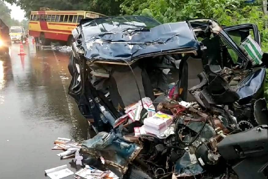 മലപ്പുറം ചങ്ങരംകുളത്ത് കെഎസ്ആർടിസി ബസും വാനും കൂട്ടിയിടിച്ച് ഒരാൾ മരിച്ചു. കാഞ്ഞിരപ്പള്ളി സ്വദേശി സത്താർ ആണ് മരിച്ചത് മലപ്പുറം ചങ്ങരംകുളത്ത് കെഎസ്ആർടിസി ബസും വാനും കൂട്ടിയിടിച്ച് ഒരാൾ മരിച്ചു. കാഞ്ഞിരപ്പള്ളി സ്വദേശി സത്താർ ആണ് മരിച്ചത്