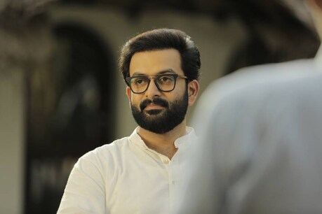 'എന്തിന് പേടിക്കണം? ഞാൻ പന്ത്രണ്ടാം ക്ലാസ്സും ഗുസ്തിയുമാണ്'; പൃഥ്വിരാജ് 'എന്തിന് പേടിക്കണം? ഞാൻ പന്ത്രണ്ടാം ക്ലാസ്സും ഗുസ്തിയുമാണ്'; പൃഥ്വിരാജ്
