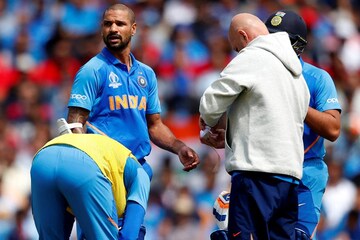 ICC World Cup 2019: ശിഖർ ധവാൻ മാത്രമല്ല; ഈ ലോകകപ്പിൽ പരുക്കേറ്റ താരങ്ങൾ ഇവരാണ് ICC World Cup 2019: ശിഖർ ധവാൻ മാത്രമല്ല; ഈ ലോകകപ്പിൽ പരുക്കേറ്റ താരങ്ങൾ ഇവരാണ്