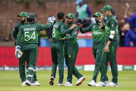 ICC World Cup 2019: അഭിമാന പോരാട്ടത്തിനായി പാകിസ്ഥാനും ദക്ഷിണാഫ്രിക്കയും ഇന്ന് നേര്ക്കുനേര് ICC World Cup 2019: അഭിമാന പോരാട്ടത്തിനായി പാകിസ്ഥാനും ദക്ഷിണാഫ്രിക്കയും ഇന്ന് നേര്ക്കുനേര്