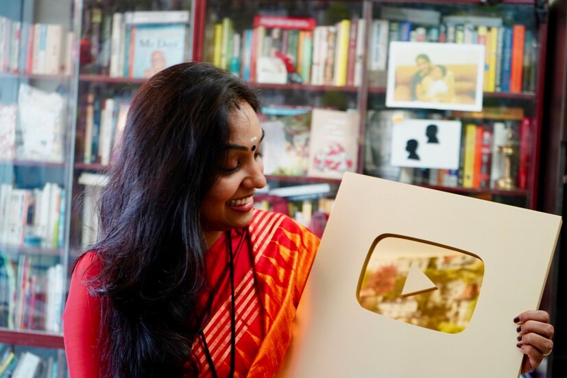  മികച്ച യൂട്യൂബർമാർക്ക് യൂട്യൂബ് പുരസ്കാരങ്ങൾ നൽകാറുണ്ട്. സബ്സ്ക്രൈബർമാരുടെ എണ്ണം കണക്കിലെടുത്താണ് പുരസ്കാരം നൽകുന്നത്.