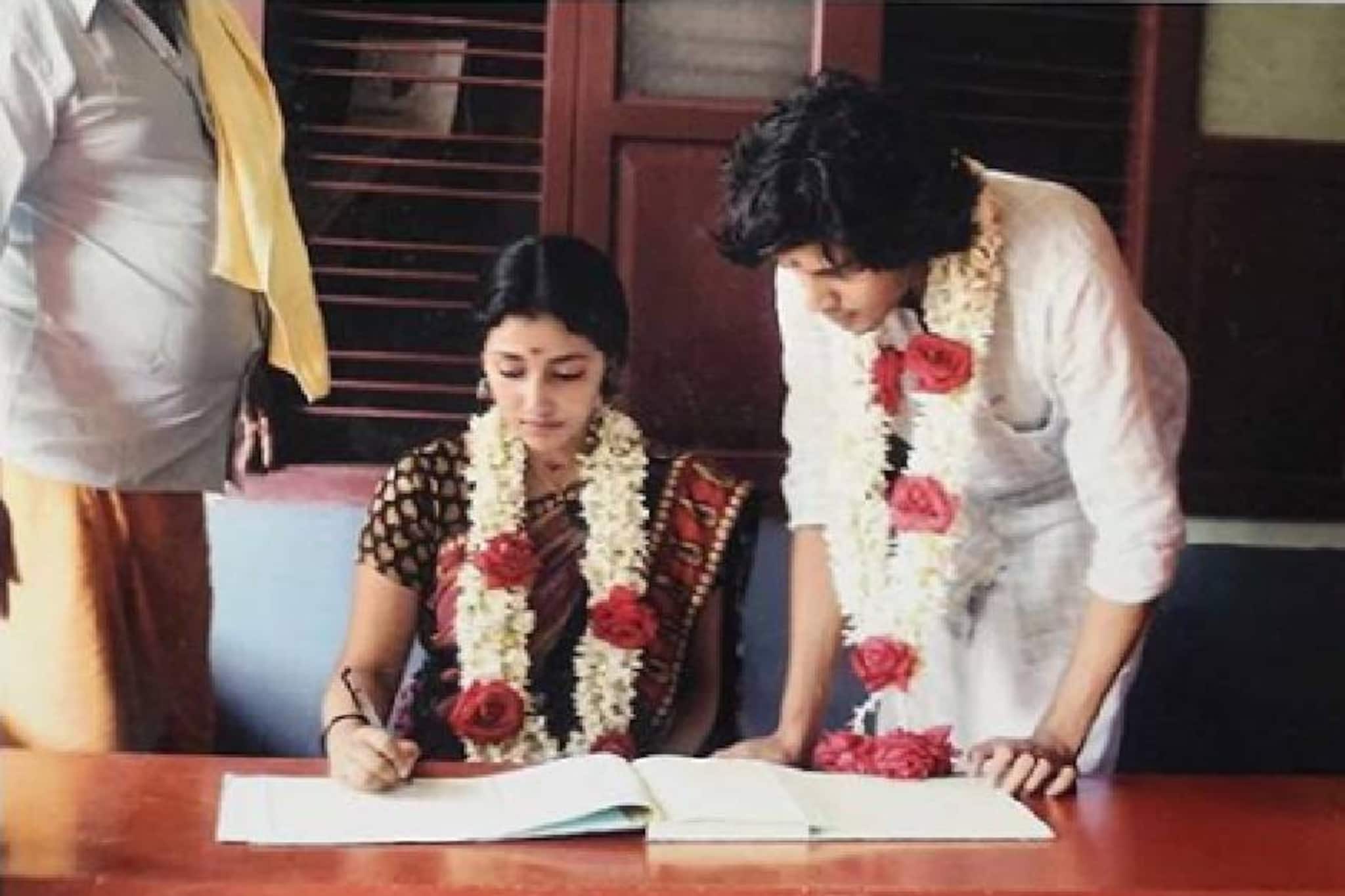 നാലാം വിവാഹ വാർഷികം ആഘോഷിക്കുന്ന നടി അനു സിതാരയും ഭർത്താവ് വിഷ്ണുവും