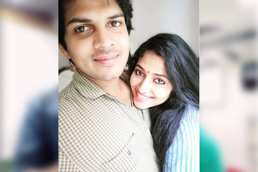 നിലവിൽ തിയേറ്ററുകളിൽ പ്രദർശനം നടന്നു കൊണ്ടിരിക്കുന്ന ആൻഡ് ദി ഓസ്കർ ഗോസ് ടു, ശുഭരാത്രി തുടങ്ങിയ ചിത്രങ്ങളിൽ അനു സിതാരയാണ് നായിക നിലവിൽ തിയേറ്ററുകളിൽ പ്രദർശനം നടന്നു കൊണ്ടിരിക്കുന്ന ആൻഡ് ദി ഓസ്കർ ഗോസ് ടു, ശുഭരാത്രി തുടങ്ങിയ ചിത്രങ്ങളിൽ അനു സിതാരയാണ് നായിക