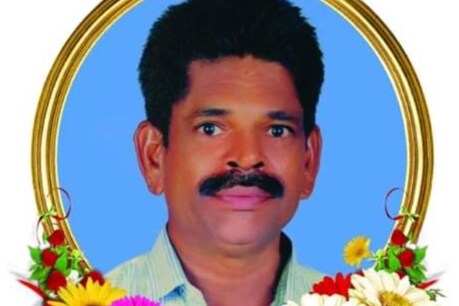 എറണാകുളം വരിക്കോലി പള്ളിയില് രഹസ്യ ശവസംസ്കാരം; മൃതദേഹം എത്തിച്ചത് പള്ളിയ്ക്ക് പിന്നിലൂടെ എറണാകുളം വരിക്കോലി പള്ളിയില് രഹസ്യ ശവസംസ്കാരം; മൃതദേഹം എത്തിച്ചത് പള്ളിയ്ക്ക് പിന്നിലൂടെ