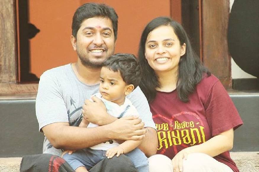മകൻ വിഹാന്റെ രണ്ടാമത്തെ പിറന്നാൾ വേളയിലാണ് വീണ്ടും അച്ഛനാവാൻ പോകുന്ന വിവരം വിനീത് പുറത്തുവിട്ടത് മകൻ വിഹാന്റെ രണ്ടാമത്തെ പിറന്നാൾ വേളയിലാണ് വീണ്ടും അച്ഛനാവാൻ പോകുന്ന വിവരം വിനീത് പുറത്തുവിട്ടത്