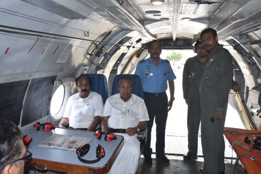  കൽപ്പറ്റ കളക്ട്രേറ്റിൽ എംപിമാരും എംഎൽഎമാരും അടക്കമുള്ള ജനപ്രതിനിധികളുമായുള്ള ചർച്ചയ്ക്ക് ശേഷം ഒരു മണിയോടെ മലപ്പുറത്തേക്ക് തിരിക്കും