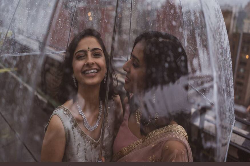 എ ന്യൂയോർക്ക് ലൗ സ്റ്റോറി എന്ന തലക്കെട്ടിൽ ഫോട്ടോഗ്രാഫർ സരോവറാണ് ട്വിറ്ററിലും ഇൻസ്റ്റഗ്രാമിലും ചിത്രങ്ങൾ പങ്കുവച്ചത്. എ ന്യൂയോർക്ക് ലൗ സ്റ്റോറി എന്ന തലക്കെട്ടിൽ ഫോട്ടോഗ്രാഫർ സരോവറാണ് ട്വിറ്ററിലും ഇൻസ്റ്റഗ്രാമിലും ചിത്രങ്ങൾ പങ്കുവച്ചത്.