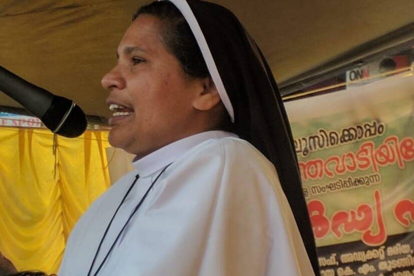  സിസ്റ്റർ ലൂസി കളപ്പുരയെ പുറത്താക്കിയ നടപടി സഭയുടെ ആഭ്യന്തര വിഷയമാണെന്നായിരുന്നു സീറോ മലബാർ സഭ സിനഡ് കഴിഞ്ഞ ദിവസം പ്രതികരിച്ചത്.