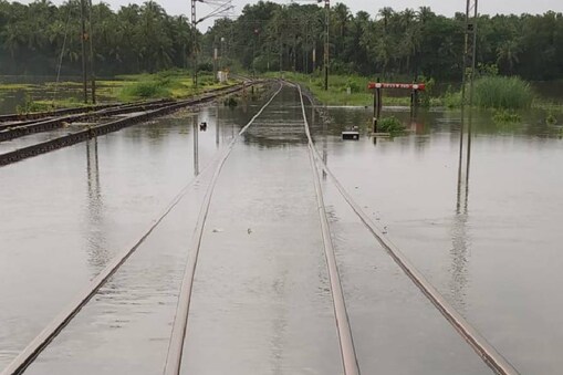 പ്രളയസമയത്ത്  തിരുനാവായയിൽ നിന്നുള്ള ദൃശ്യം.