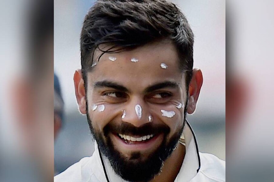  പൗരത്വ നിയമഭേദഗതിയെ കുറിച്ച് തനിക്ക് വ്യക്തമായ അറിവ് ഇല്ലാത്തതിനാൽ പ്രതികരിക്കുന്നില്ലെന്നാണ് കോഹ് ലി പറഞ്ഞത്.