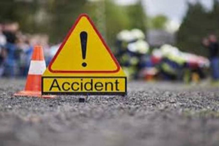 വ​ളാ​ഞ്ചേ​രി​യി​ല്‍ ഗ്യാ​സ് ടാ​ങ്ക​ര്‍ നി​യ​ന്ത്ര​ണം വി​ട്ട് മ​റി​ഞ്ഞു