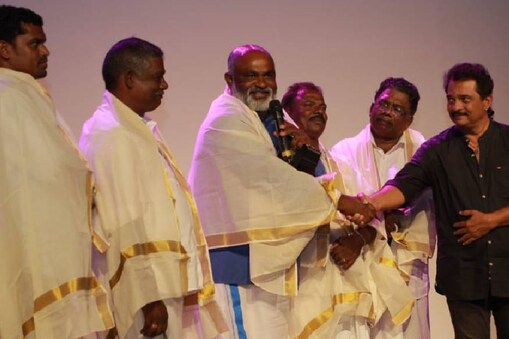 മത്സ്യത്തൊഴിലാളികളെ ആദരിക്കാൻ സംഘടിപ്പിച്ച പരിപാടിയിൽ നിന്നും  