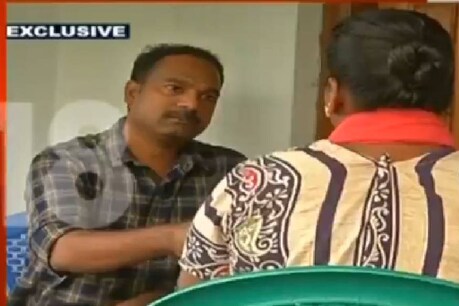 EXCLUSIVE പ്രതികളെ സംരക്ഷിക്കുന്നത് സി.പി.എം; വാളയാറിലെ സഹോദരിമാരുടെ അമ്മ EXCLUSIVE പ്രതികളെ സംരക്ഷിക്കുന്നത് സി.പി.എം; വാളയാറിലെ സഹോദരിമാരുടെ അമ്മ
