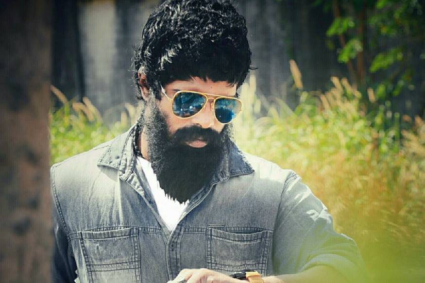  ഇതുവരെ ലോൺ എടുക്കാതെയാണ് സാധനങ്ങൾ മേടിച്ചിട്ടുള്ളത്. വീടും ലോണെടുക്കാതെ പണിയാനാണ് ആഗ്രഹം. ഇനിയുള്ള ലക്‌ഷ്യം ഇതാണ്. ലക്ഷ്യത്തിനടുത്തെത്തിക്കഴിഞ്ഞു...