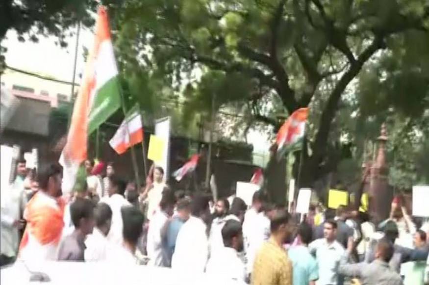 നോട്ടു നിരോധനത്തിന്‍റെ മൂന്നാം വർഷത്തിൽ ഡൽഹിയിൽ പ്രതിഷേധ സമരവുമായി യൂത്ത് കോൺഗ്രസ്