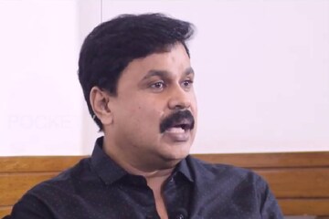 നടിയെ ആക്രമിച്ച കേസ്: പ്രതിപ്പട്ടികയില് നിന്ന് ഒഴിവാക്കണമെന്ന ദിലീപിന്റെ ഹർജി കോടതി തള്ളി നടിയെ ആക്രമിച്ച കേസ്: പ്രതിപ്പട്ടികയില് നിന്ന് ഒഴിവാക്കണമെന്ന ദിലീപിന്റെ ഹർജി കോടതി തള്ളി